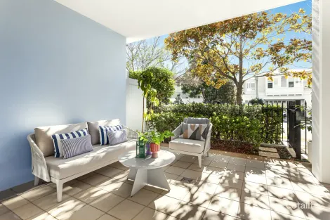 Property photo of 112/68 Peninsula Drive Breakfast Point NSW 2137