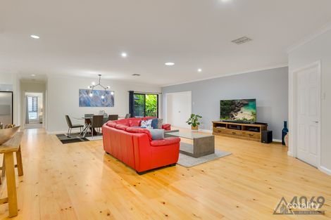 Property photo of 8 Zoe Place Moggill QLD 4070