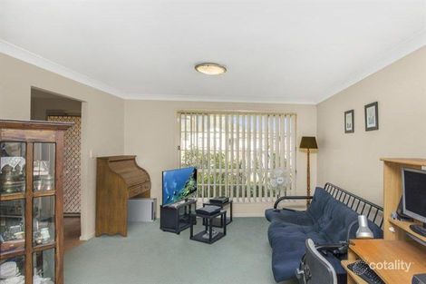 Property photo of 24 Greenhaven Circuit Woongarrah NSW 2259