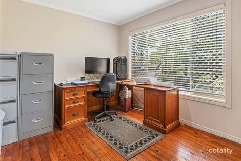 Property photo of 17 Lowanna Drive Ashmore QLD 4214