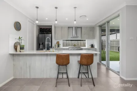 Property photo of 8 Gerygone Street Austral NSW 2179