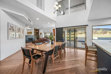 Property photo of 5 Coppock Court Desert Springs NT 0870