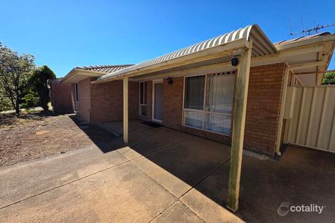 Property photo of 67 Flemington Crescent Werribee VIC 3030