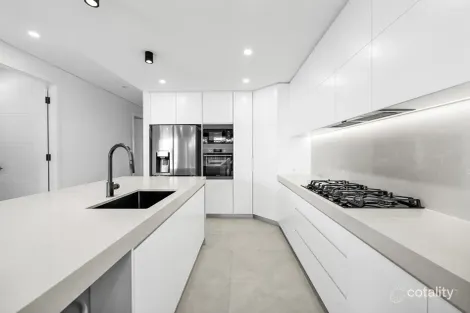 33a April Cres, Grantham Farm, NSW 2765