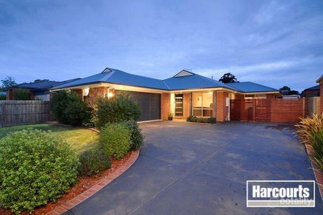 10 Gleneagles Cl, Carrum Downs, VIC 3201