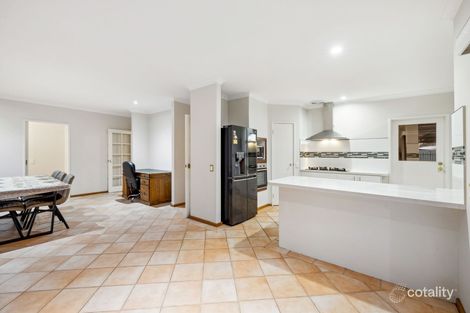 Property photo of 32 Chesterton Drive Thornlie WA 6108