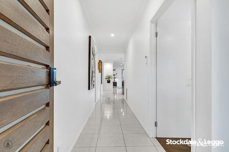 Property photo of 83 Style Way Tarneit VIC 3029