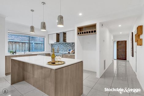Property photo of 83 Style Way Tarneit VIC 3029