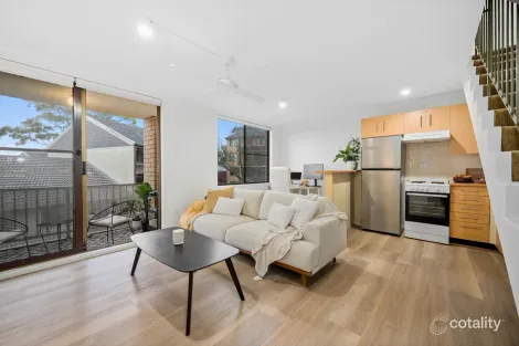 17/4 Goodlet St, Surry Hills, NSW 2010