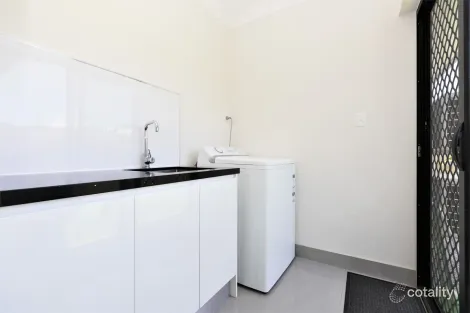 Property photo of 21 Porcupine Way Mount Peter QLD 4869