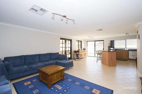 Property photo of 15 Condamine Approach Hammond Park WA 6164