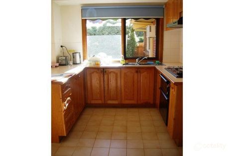 Property photo of 1/10 Portree Street Macleod VIC 3085