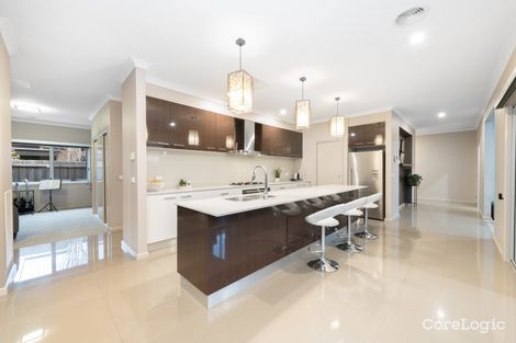 Property photo of 19 Birchgrove Way Taylors Hill VIC 3037