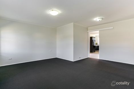 Property photo of 15 Wintaroo Crescent St Helens Park NSW 2560