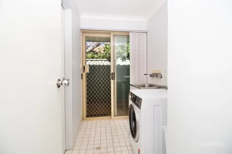Property photo of 30 Cuthbertson Drive Cooloongup WA 6168