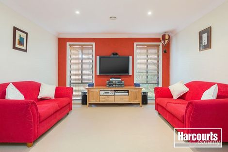 Property photo of 19 Viewbank Rise Beaconsfield VIC 3807