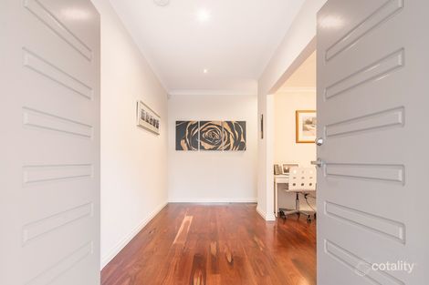Property photo of 28 Starbush Gardens Success WA 6164