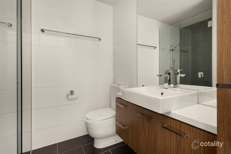 Property photo of 210/6 Lisson Grove Hawthorn VIC 3122