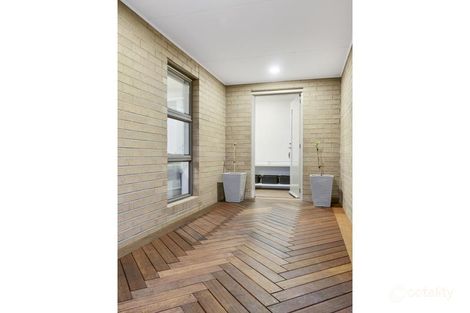 Property photo of 19 Swiss Way Manor Lakes VIC 3024