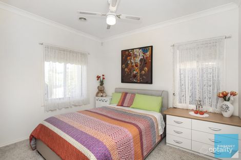 Property photo of 10 Coburn Way Caroline Springs VIC 3023