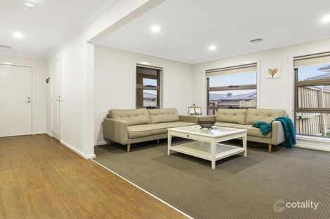 Property photo of 19 Swiss Way Manor Lakes VIC 3024