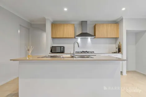 Property photo of 77 Grainger Parade Lucas VIC 3350