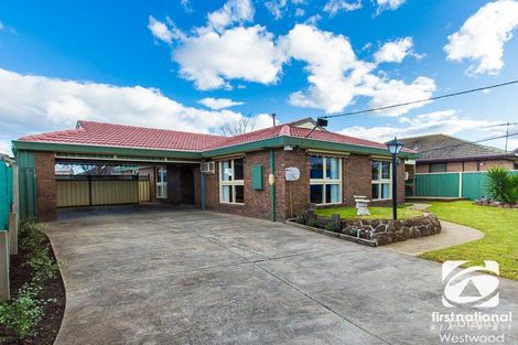 33 Whitehaven St, Wyndham Vale, VIC 3024