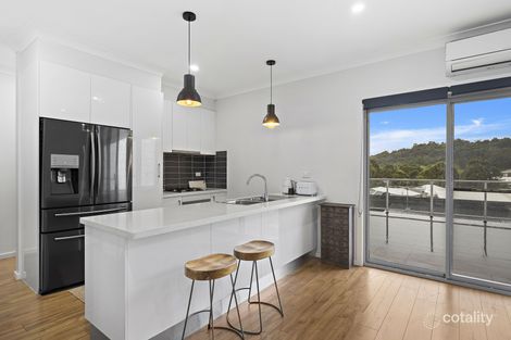 Property photo of 2/14 Headwater Place Albion Park NSW 2527