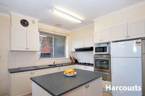 Property photo of 50 Chatsworth Quadrant Templestowe Lower VIC 3107