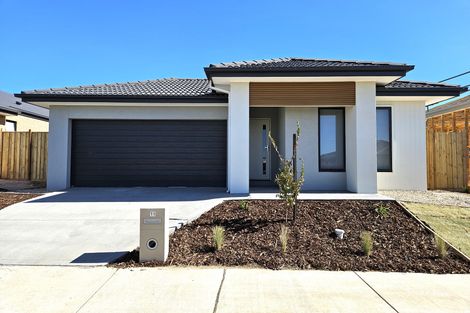 11 Nowlan St, Gisborne, VIC 3437