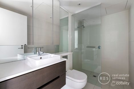 Property photo of 1302/100 Lorimer Street Docklands VIC 3008