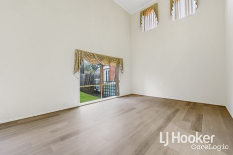 Property photo of 20 Delhuntly Rise Narre Warren South VIC 3805