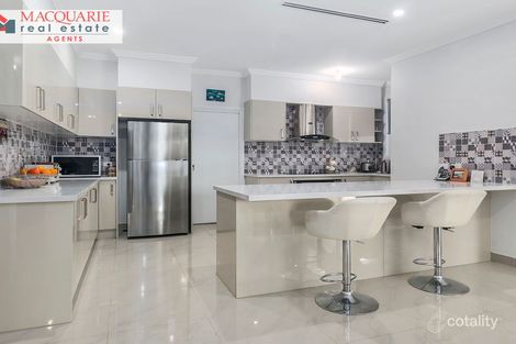 Property photo of 4 Waterloo Place Glenfield NSW 2167