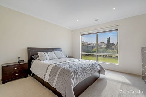 Property photo of 13 Peartree Court Roxburgh Park VIC 3064