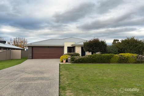 84 Townsend St, Howlong, NSW 2643