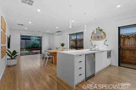 Property photo of 35 Contata Grove Junction Village VIC 3977