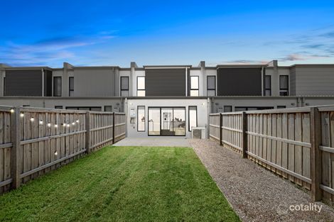 Property photo of 28 Heathwren View Werribee VIC 3030