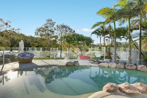 Property photo of 1 Admiralty Drive Alexandra Headland QLD 4572