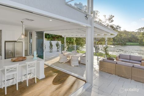 Property photo of 1 Admiralty Drive Alexandra Headland QLD 4572