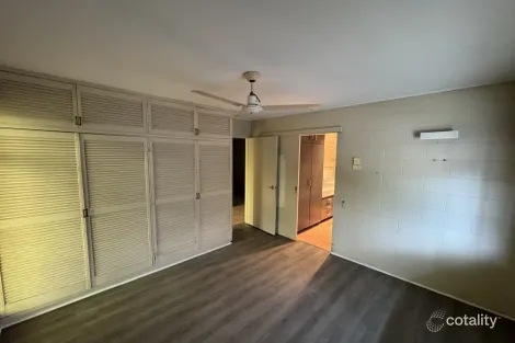 Property photo of 8 Davey Street Moura QLD 4718