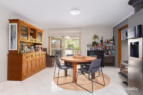 Property photo of 52 Berrima Parade Surfside NSW 2536