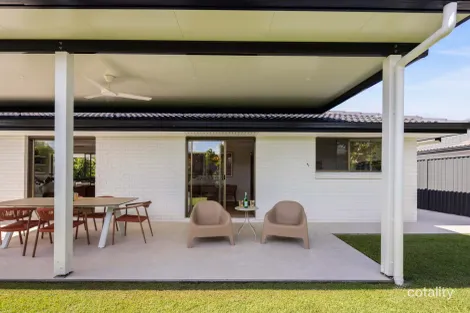 Property photo of 10 Pipit Parade Burleigh Waters QLD 4220