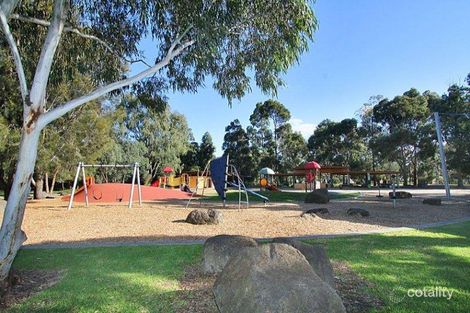 Property photo of 16 Collared Close Bundoora VIC 3083