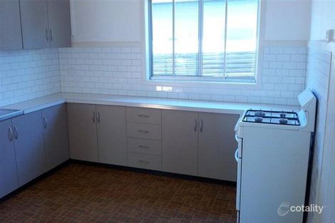 Property photo of 35 Cairns Avenue Newtown VIC 3220