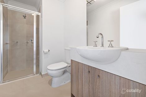 Property photo of 28 Heathwren View Werribee VIC 3030