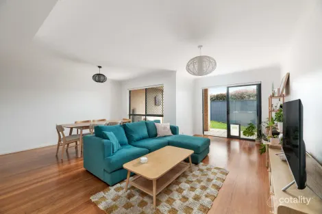 Property photo of 17/92-96 Allison Crescent Menai NSW 2234