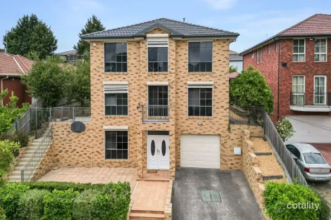 Property photo of 105 Ayr Street Doncaster VIC 3108