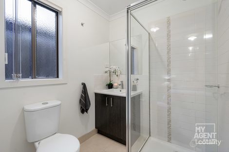 Property photo of 15 Froggitts Lane Werribee VIC 3030