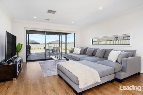 Property photo of 13 Parkside Avenue Romsey VIC 3434