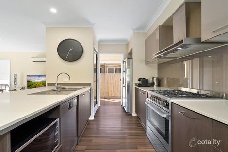 Property photo of 10 River Run Circuit Ormeau Hills QLD 4208